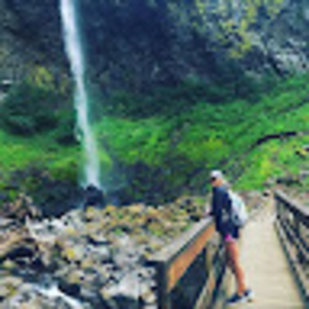 Meet your Posher, Meg